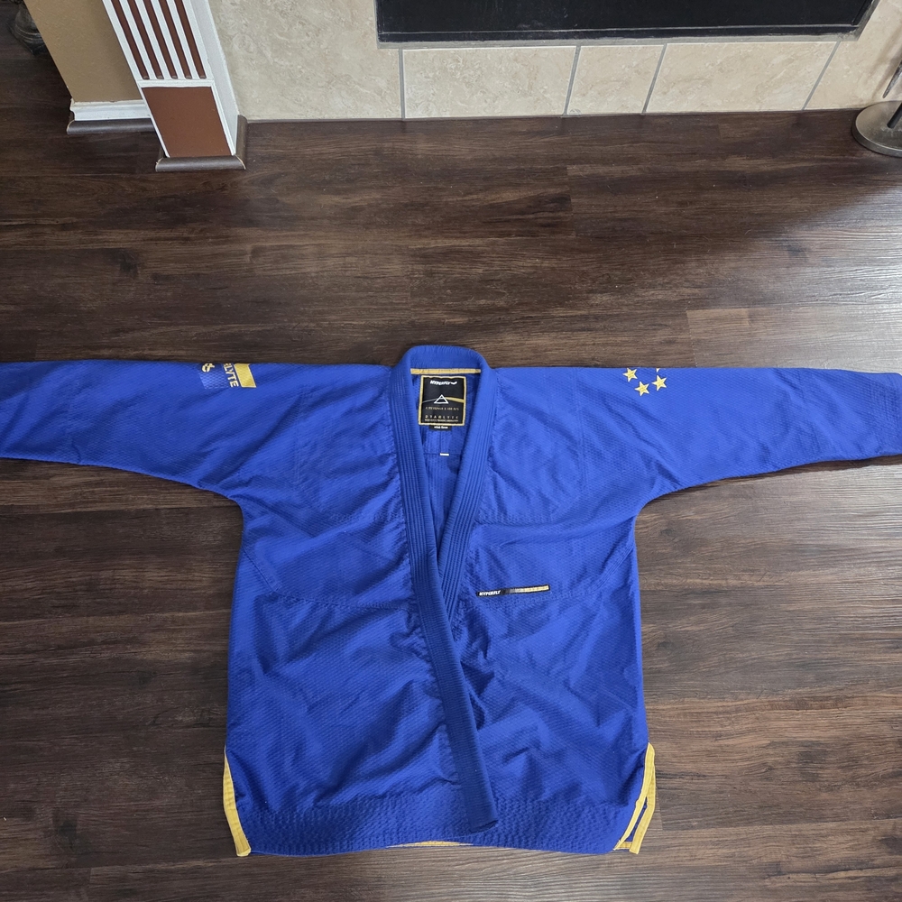 Men's Bjj Gi - Royal Blue with Gold Trim - Picture 2 of 7